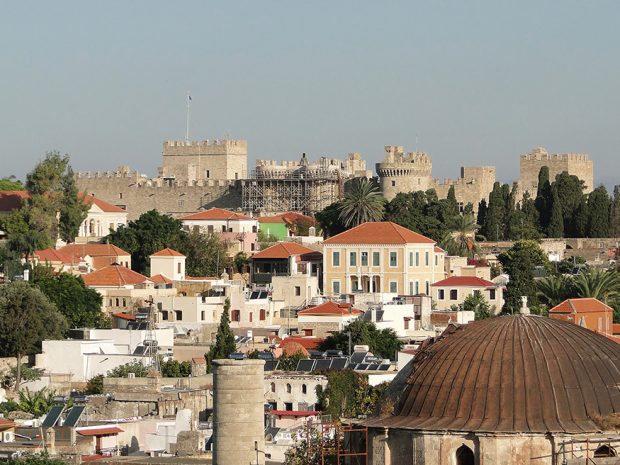 ΡΟΔΟΣ ΠΑΛΙΑ ΠΟΛΗ ΜΕΣΑΙΩΝΙΚΗ