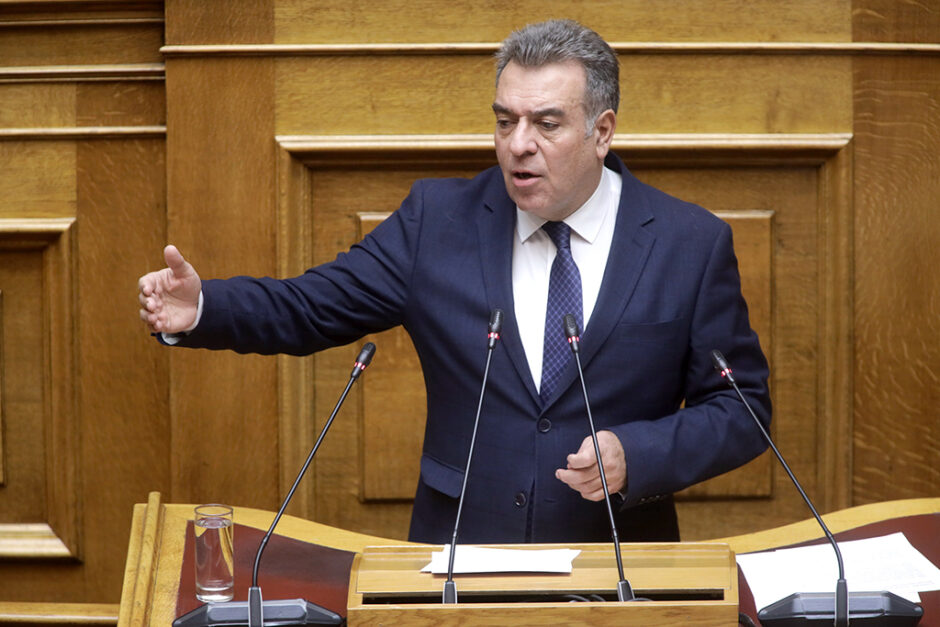 ΚΟΝΣΟΛΑΣ ΜΑΝΟΣ