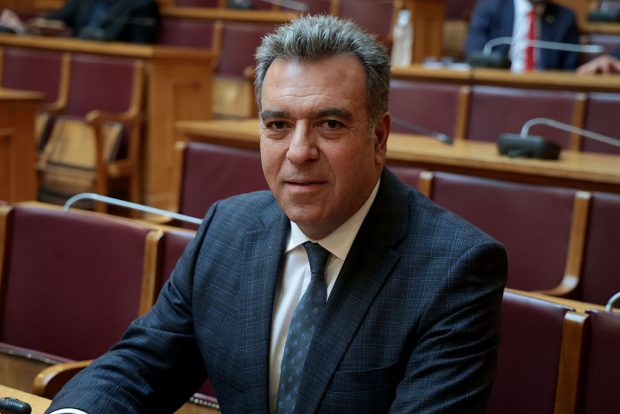 ΚΟΝΣΟΛΑΣ ΜΑΝΟΣ