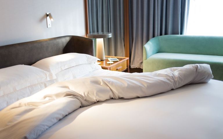 Ρεκόρ εσόδων για τα ελληνικά ξενοδοχεία το 2025 – Άγγιξαν τα 2 δισ. ευρώ