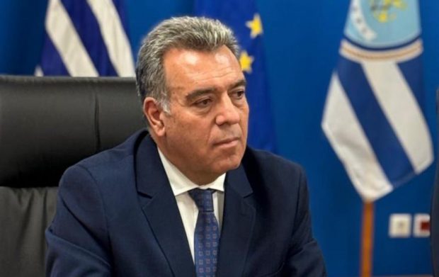 ΜΑΝΟΣ ΚΟΝΣΟΛΑΣ