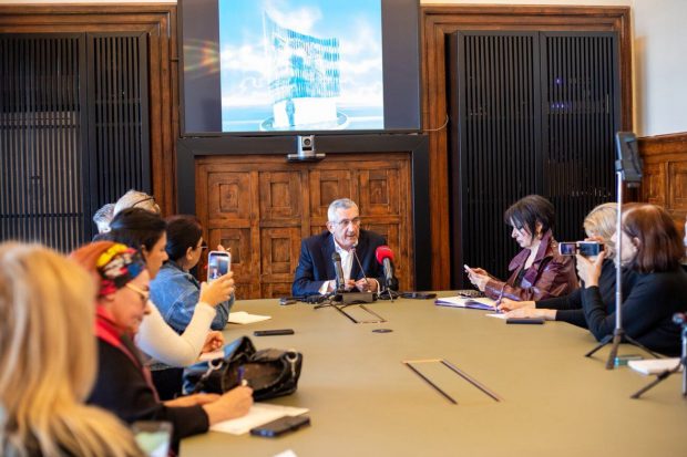 Γ. Χατζημάρκος: “Η ΔΕΥΑΡ είναι σε λάθος χέρια. Είναι ντροπή για τη Ρόδο και τους Ροδίτες. Εξάγει ντροπή και παρακμή” (audio)