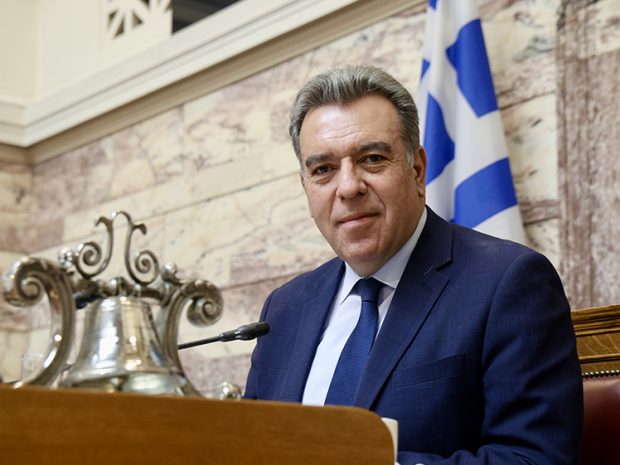 ΚΟΝΣΟΛΑΣ Μ