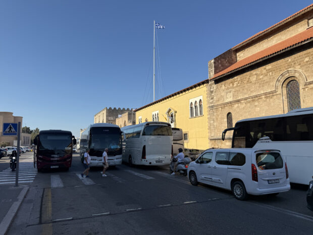 412421412412-620×465