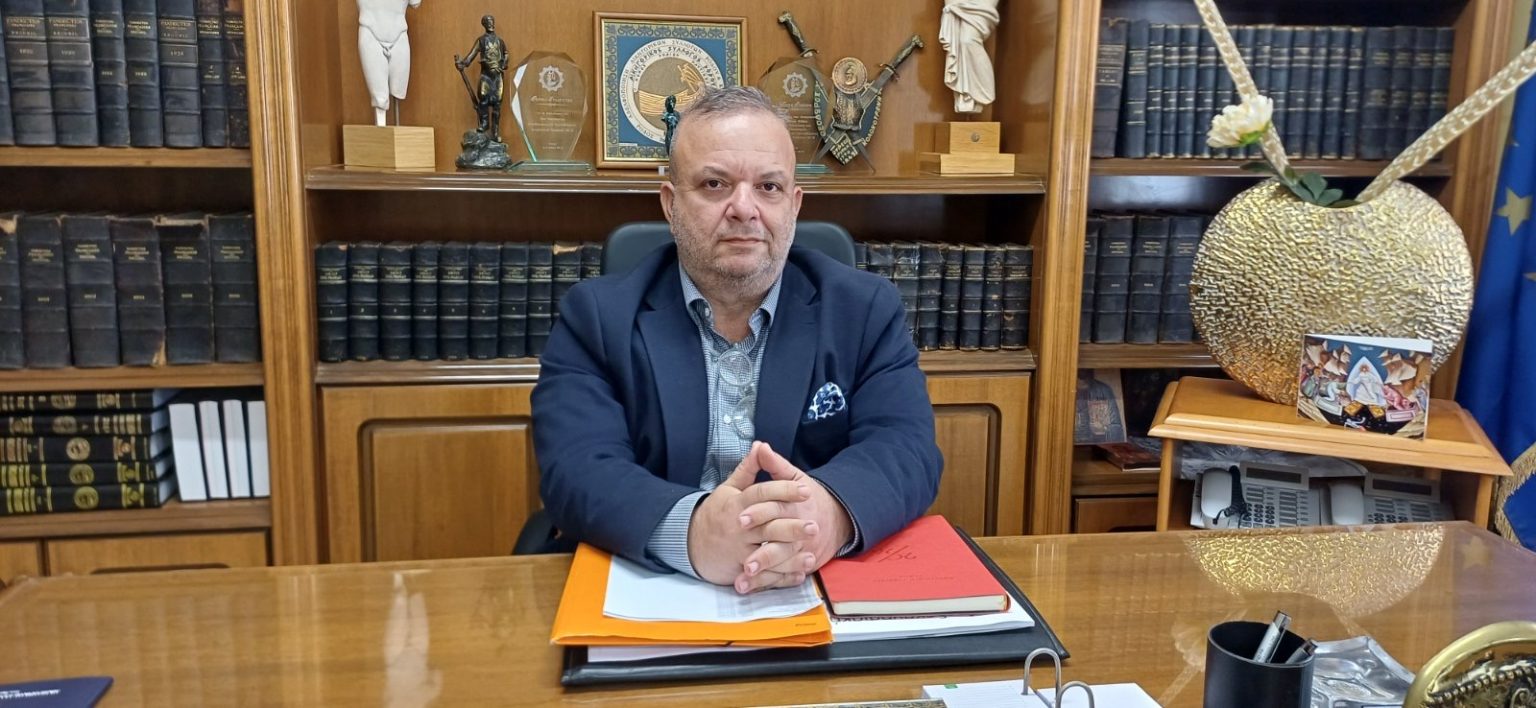 Βασίλης Καταβενάκης για το κτηριακό: «Δεν μπορούμε να περιμένουμε άλλο!»