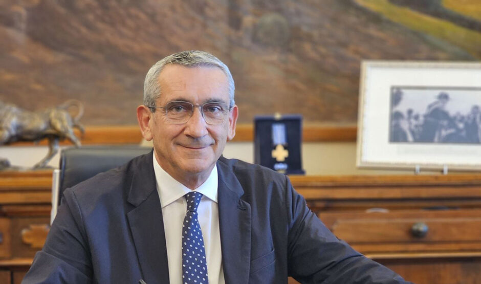 Γ ΧΑΤΖΗΜΑΡΚΟΣ