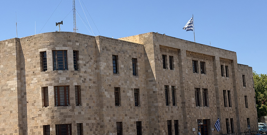 Παράνομη η απόρριψη αίτησης υπαλλήλου της Αστυνομίας που ζήτησε να διδάξει ενώ βρισκόταν σε άδεια ανατροφής