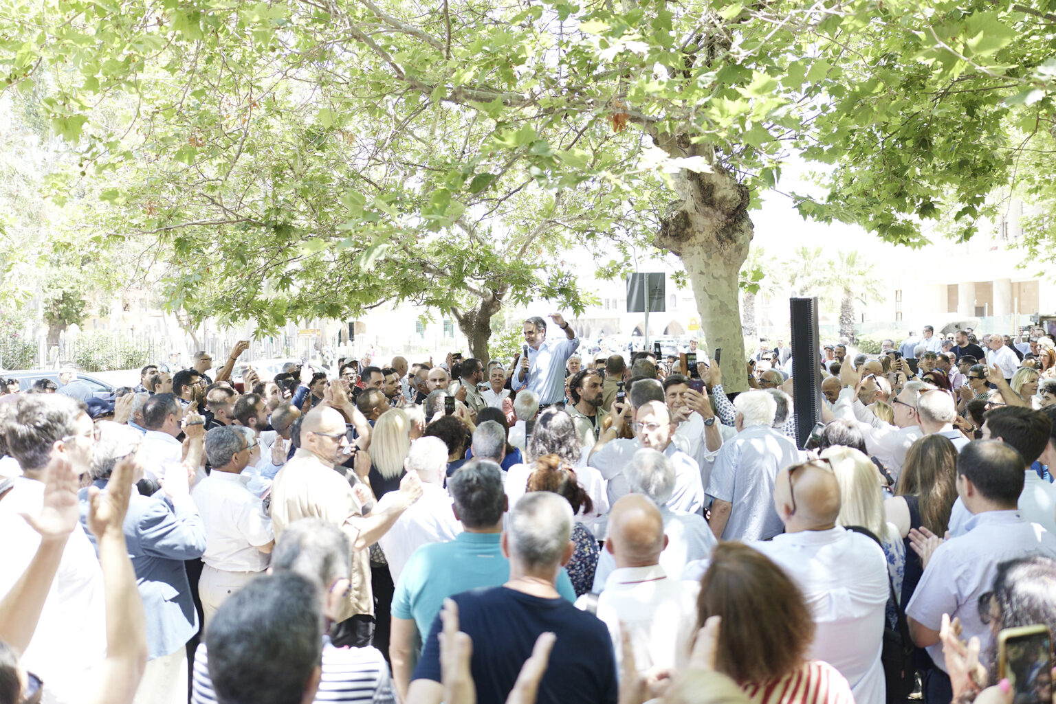 Ο Μητσοτάκης άνοιξε στην Ρόδο τον δρόμο των δεσμεύσεων προς την κάλπη