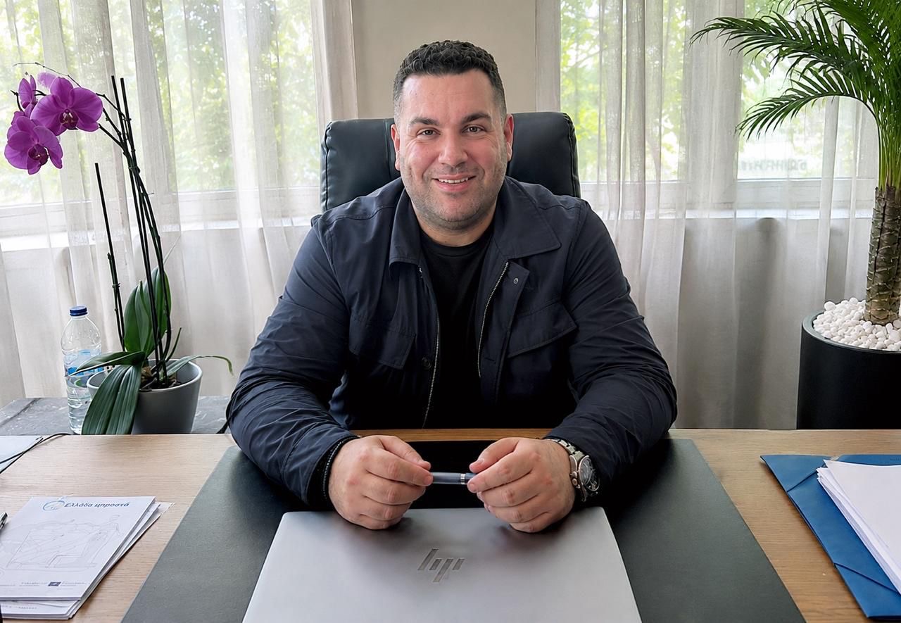 ΤΗΛΕΜΑΧΟΣ ΚΑΜΠΟΥΡΗΣ