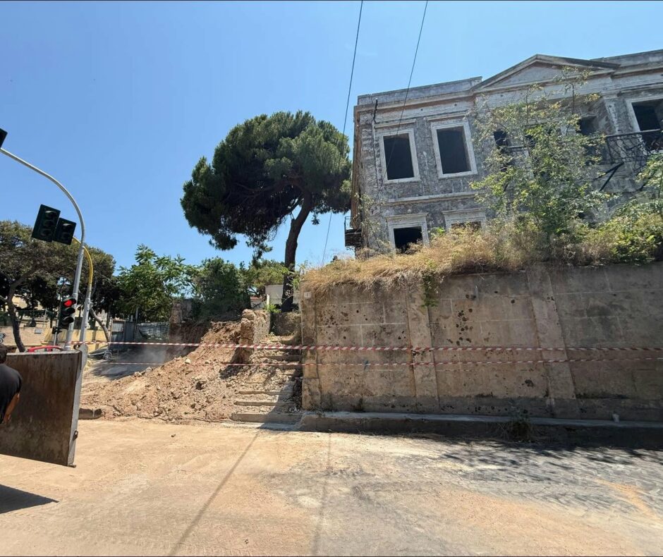 ΑΚΑΒΗ ΤΟΙΧΟΣ