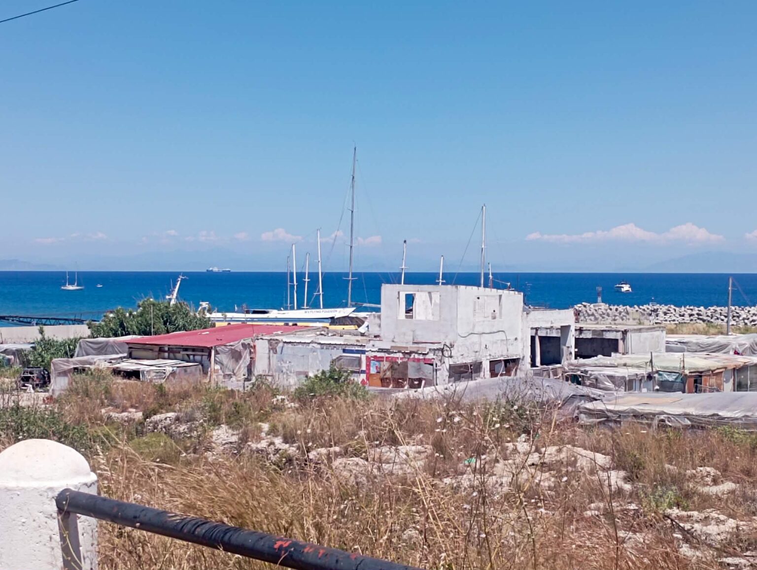 Στον καταυλισμό του Κορακόνερου εντοπίστηκε το κλεμμένο όχημα που αναζητούνταν επί μια εβδομάδα στη Ρόδο