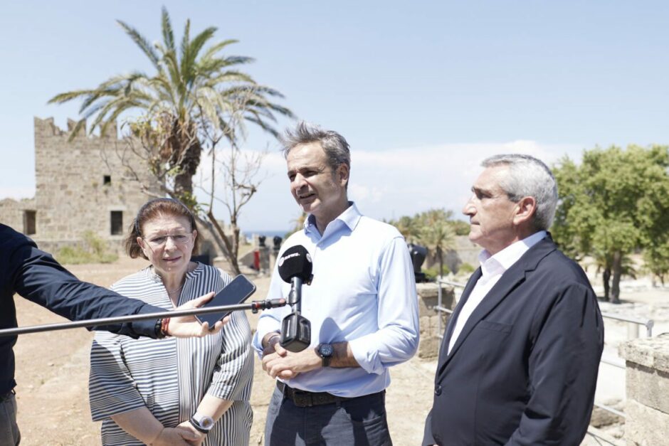 Επίσκεψη του Πρωθυπουργού Κυριάκου Μητσοτάκη στην Περβόλα, στη Μεσαιωνική Πόλη της Ρόδου