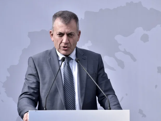 Γιάννης Βρούτσης