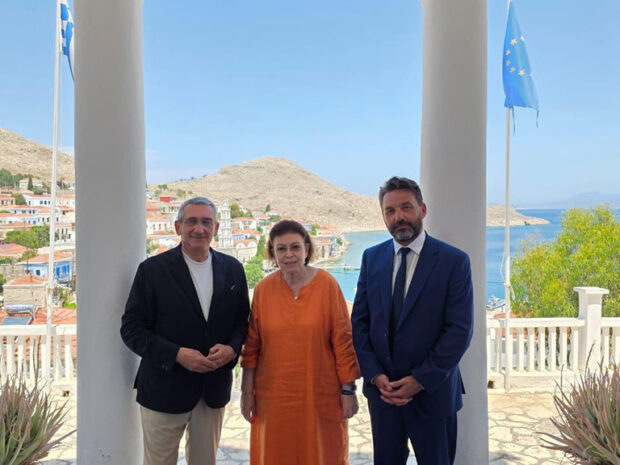 ΜΕΝΔΩΝΗ ΧΑΛΚΗ
