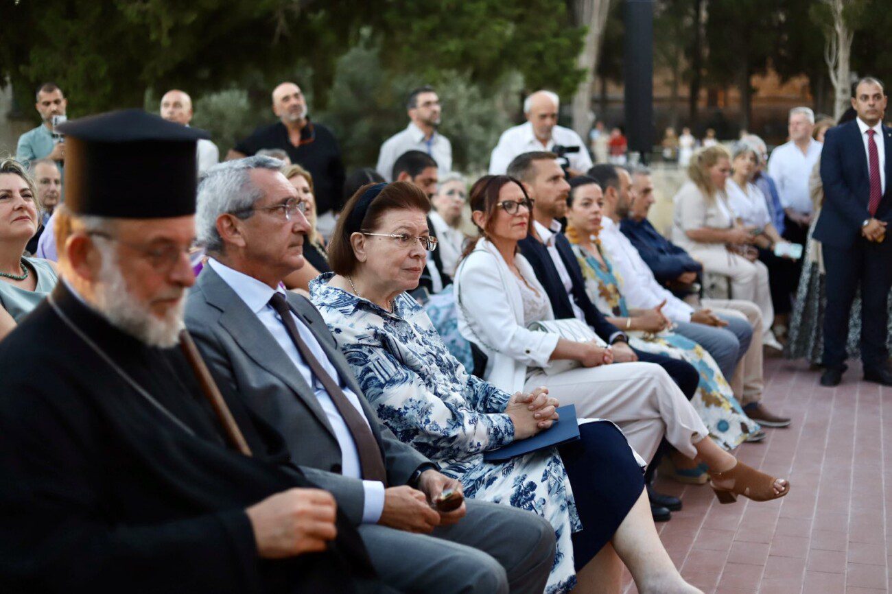 To μήνυμα του Περιφερειάρχη στα εγκαίνια της Περβόλας: “Η παραπολιτική δεν μπορεί να σκεπάσει το ανώτερο. Μπορεί να προσπαθήσει να μικρύνει μια στιγμή. Δεν μπορεί όμως να μικρύνει τη Ρόδο” (video)