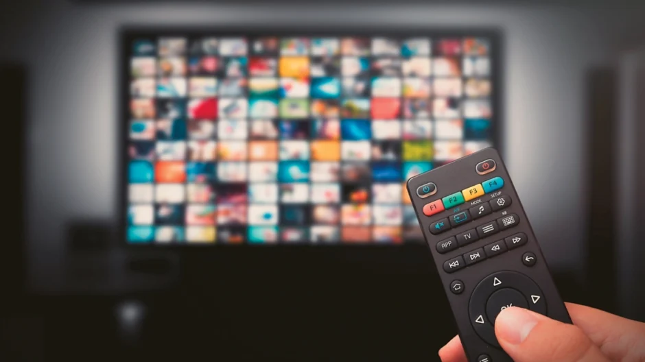 tv-peirates-ef-mak