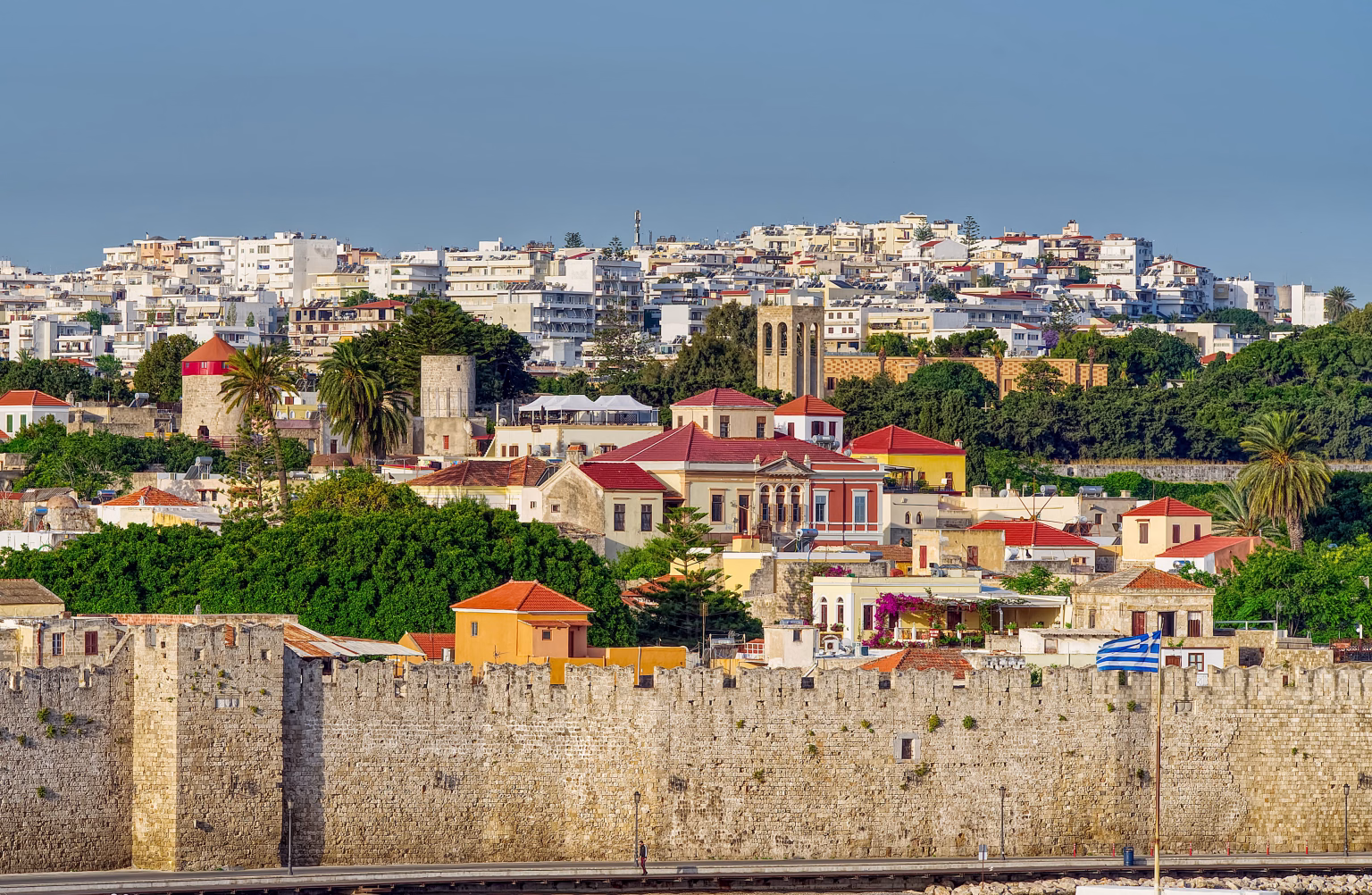 Πρώτα ο ανάδοχος και μετά βλέπουμε για τα δικαιώματα