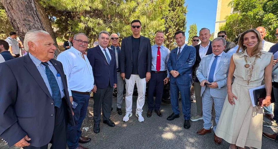 ΜΑΓΓΟΣ ΚΑΛΥΜΝΟΣ