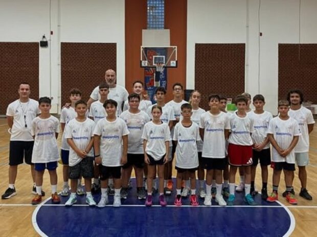 KARAGOUTIS TRAINING CAMP