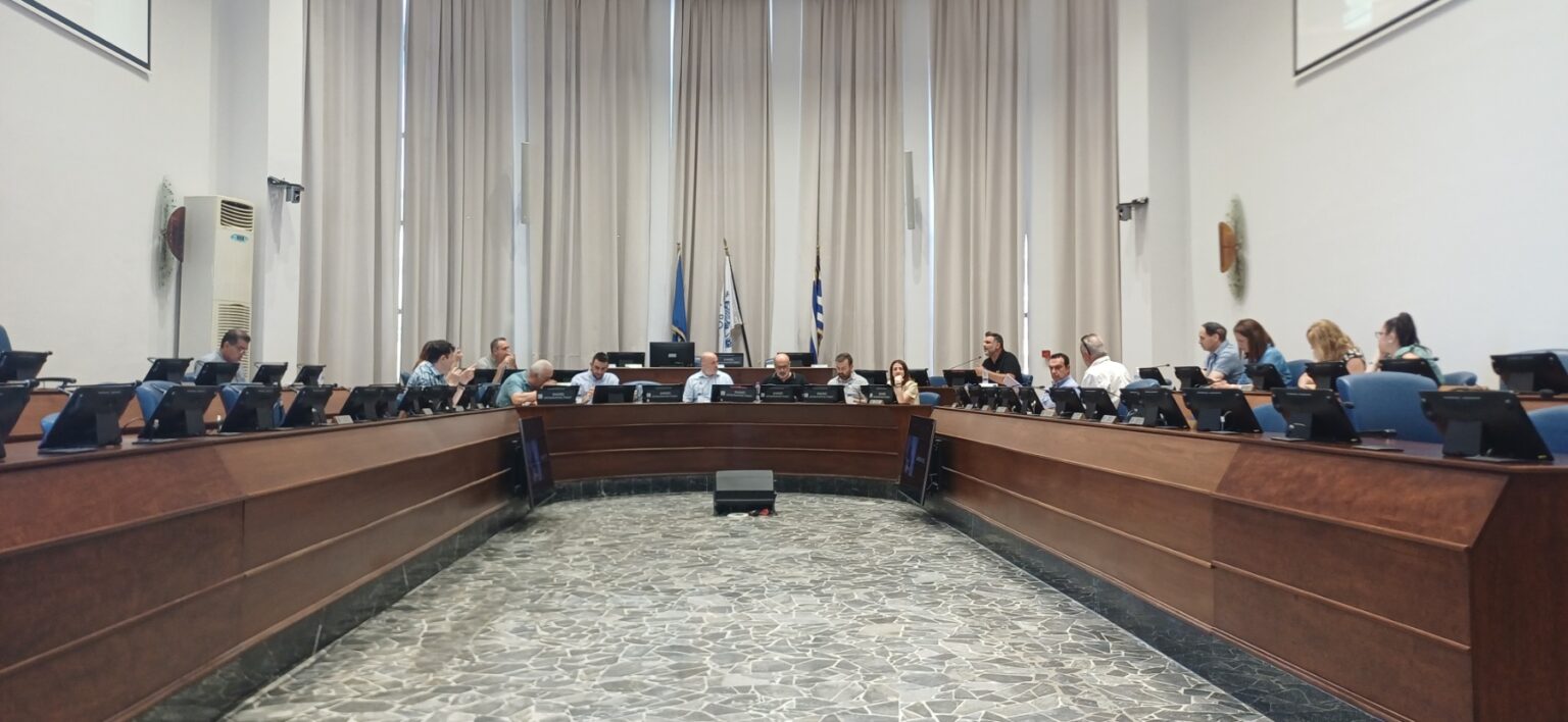 Με απευθείας ανάθεση 33.480 ευρώ σε εξωτερικό νομικό σύμβουλο οι κανονισμοί Μεσαιωνικής Πόλης και Νέας Αγοράς