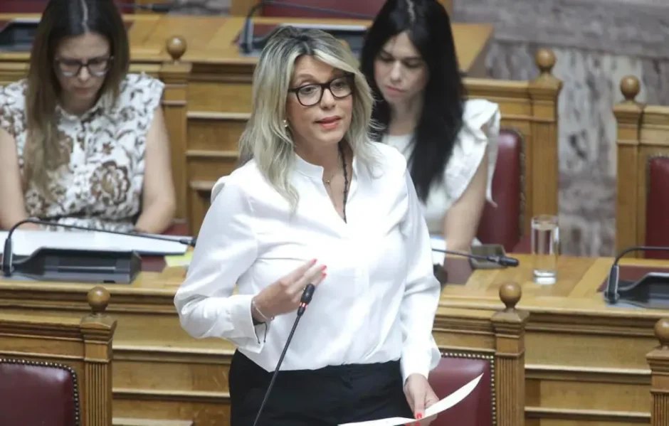 ΚΑΡΑΜΑΝΛΗ ΒΟΥΛΗ