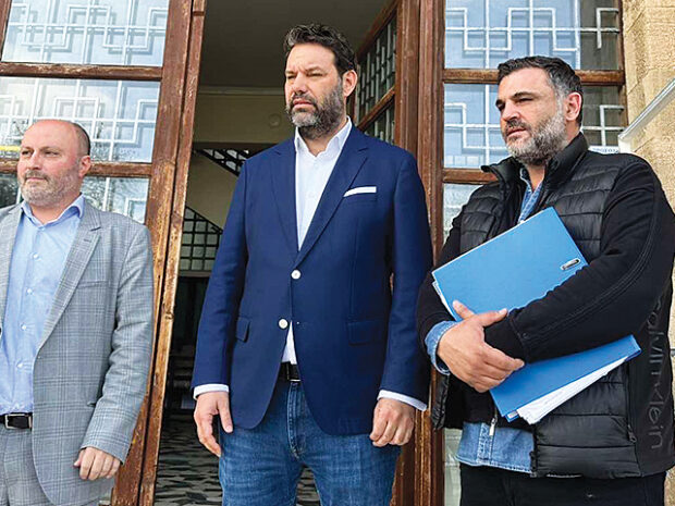 ΔΕΥΑΡ ΜΗΝΥΣΕΙΣ