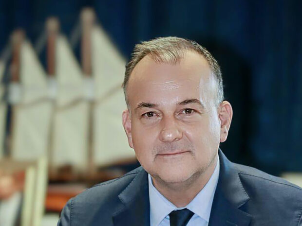 ΠΑΠΠΑΣ 145