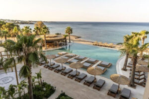 Pefkian Ethos: Το νέο beachfront resort της Ρόδου που ανοίγει με τη Webhotelway στο πλευρό του