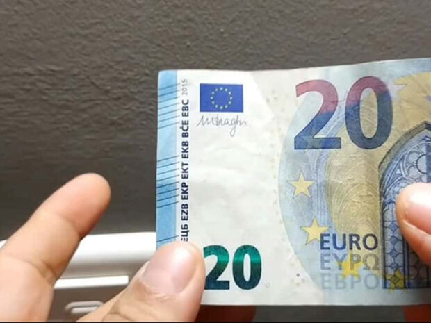 ΠΛΑΣΤΑ ΕΙΚΟΣΑΕΥΡΑ ΚΑΛΥΜΝΟΣ