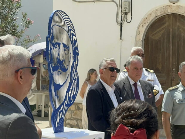 ΚΙΣΘΗΝΙΟΣ ΚΑΣΤΕΛΛΟΡΙΖΟ