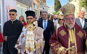 ΚΟΝΣΟΛΑΣ ΜΑΝΟΣ