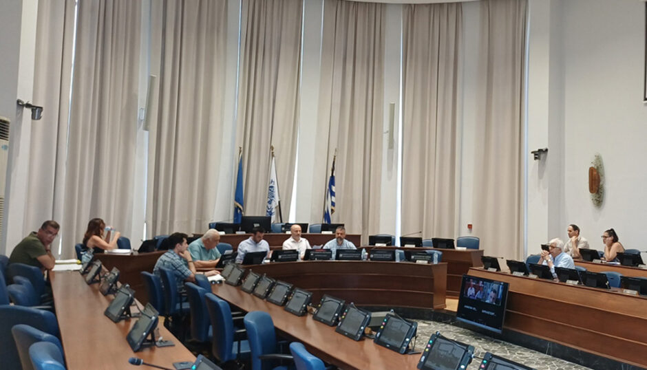 ΔΗΜΟΤΙΚΗ ΕΠΙΤΡΟΠΗ