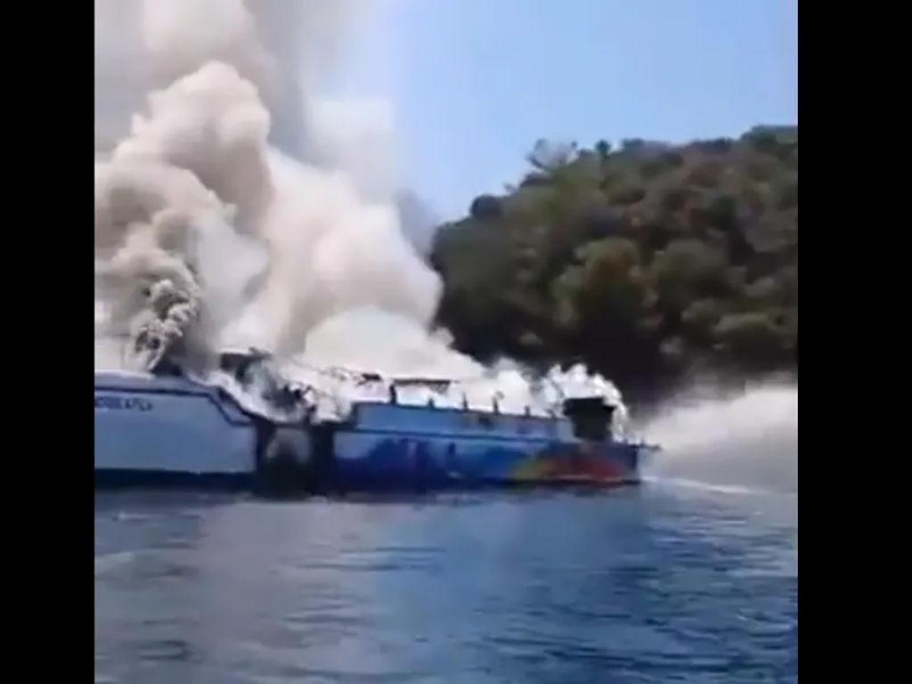 ΤΟΥΡΙΣΤΙΚΟ ΣΚΑΦΟΣ ΤΟΥΡΚΙΑ