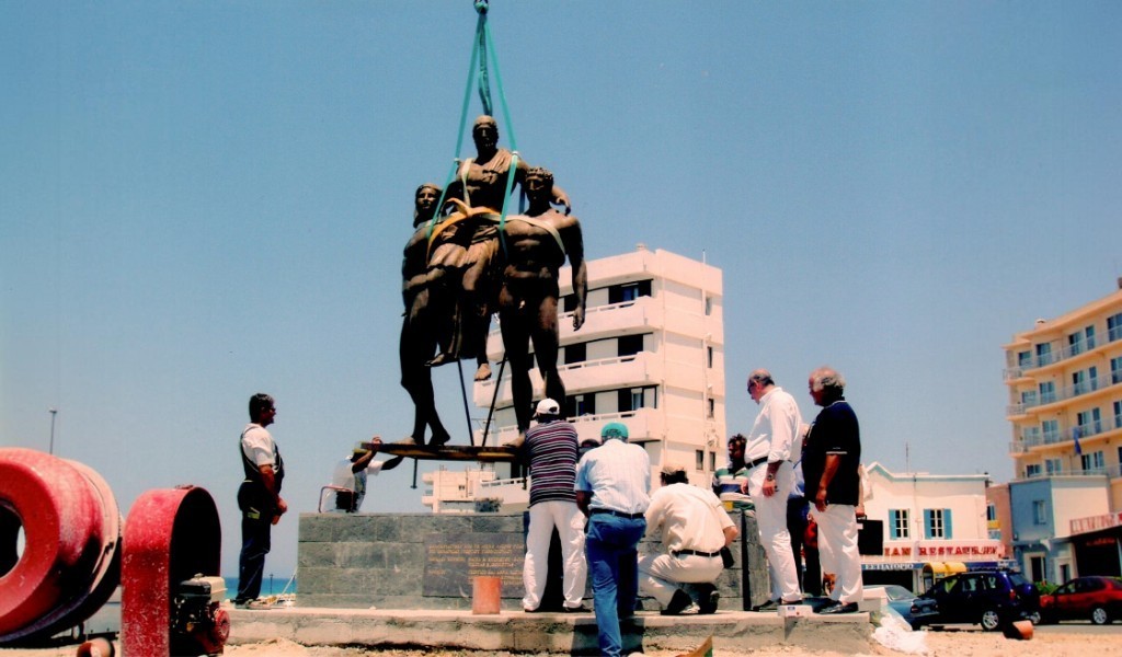 LIONS ΣΤΗΛΗ ΟΛΥΜΠΙΟΝΙΚΩΝ
