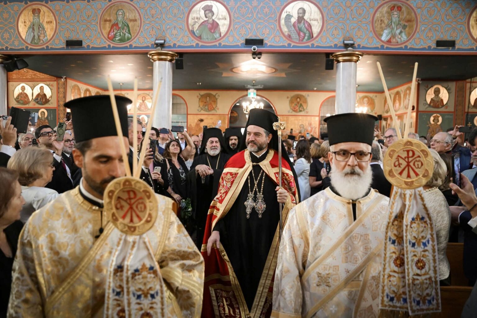 Νέα σελίδα για την Ορθόδοξη εκκλησία του Καναδά μετά την ενθρόνιση του Αρχιεπισκόπου Απόστολου