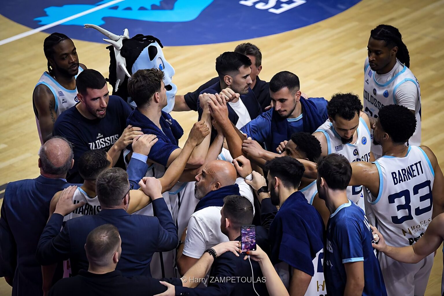 ΚΟΛΟΣΣΟΣ ΜΠΑΣΚΕΤ