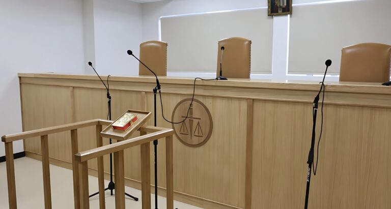 Αντιδρούν οι δικηγόροι στη ρύθμιση για οφειλές σε τράπεζες και funds – Τι καταγγέλλουν