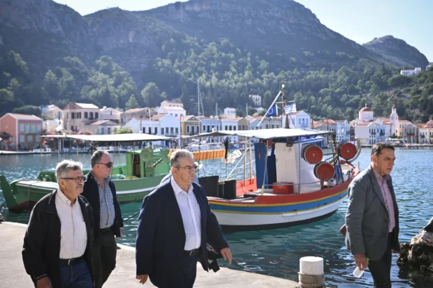 Σφοδρή επίθεση και  στην κυβέρνηση εξαπέλυσε ο Δημήτρης Κουτσούμπας από τη Ρόδο