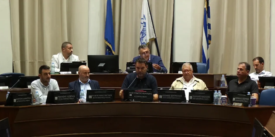 Προβληματισμός και συζήτηση για τα αντιπλημμυρικά, τα σχολεία, την ΔΕΥΑΡ και τα μεγάλα έργα που ζητούν λύσεις