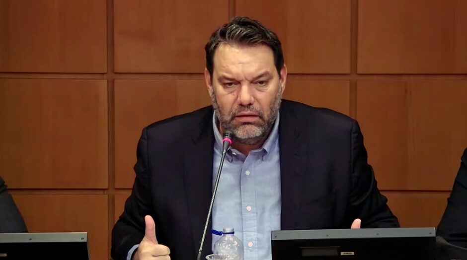 Κραυγή αγωνίας από τους νησιωτικούς δήμους:  «Στο ίδιο έργο θεατές με άδεια ταμεία και γραφειοκρατικά εμπόδια»