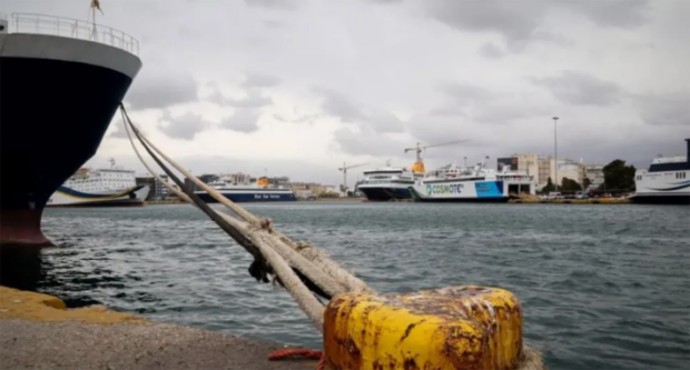 Απεργιακές κινητοποιήσεις στα λιμάνια στις 30 Οκτωβρίου, αναμένεται να παραμείνουν δεμένα τα πλοία σε επτά λιμάνια