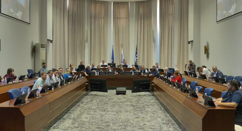 Σύγκρουση με τον Ευθύμιο Λέκκα για τις Κάτω Πέτρες και πράσινο φως για ψαλίδι 13 εκατομμυρίων στη σύμβαση του Γαδουρά