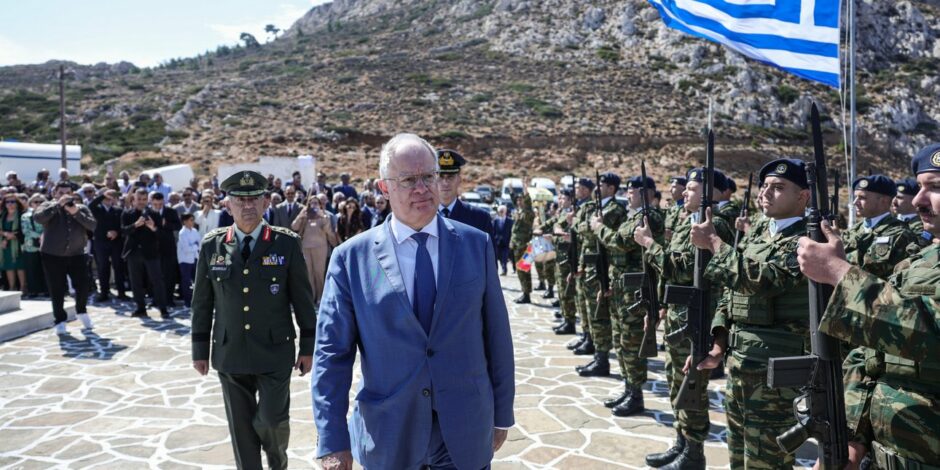 Κωνσταντίνος Τασούλας: Οι κάτοικοι της Καρπάθου μας διδάσκουν πως η ανεξαρτησία και η ελευθερία κατακτώνται με αποφασιστικότητα και πίστη