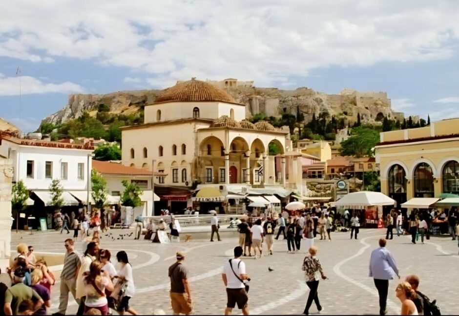 Yψηλές πτήσεις και μετά το καλοκαίρι για τον τουρισμό